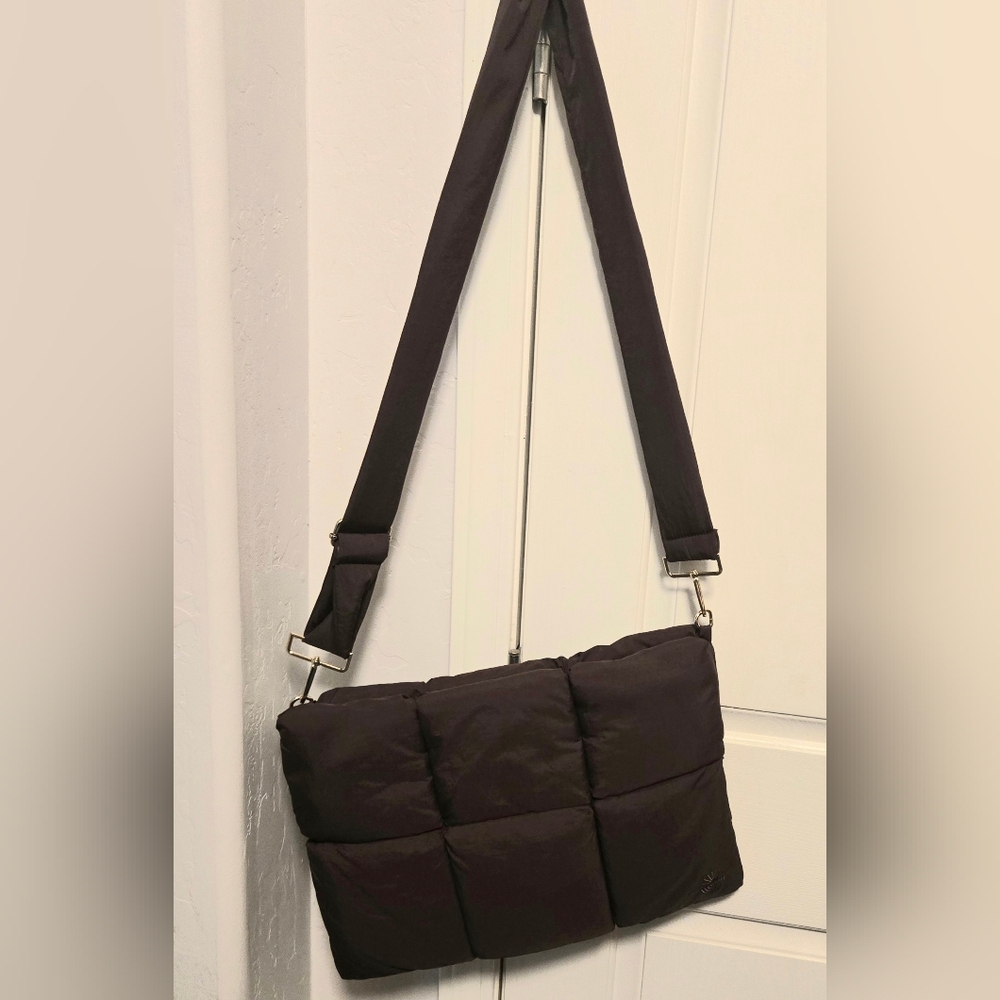 Black Quilted Crossbody Bag - Lightweight Everyday Shoulder Bag